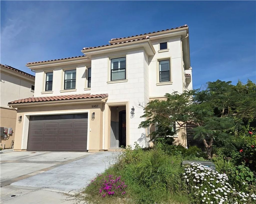 Photo of 10457 Saint Anna Pl, Fountain Valley, CA 92708 (MLS # OC26056616)