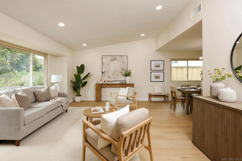 Photo of 2403 Torrejon PL, Carlsbad, CA 92009 (MLS # 260015458)