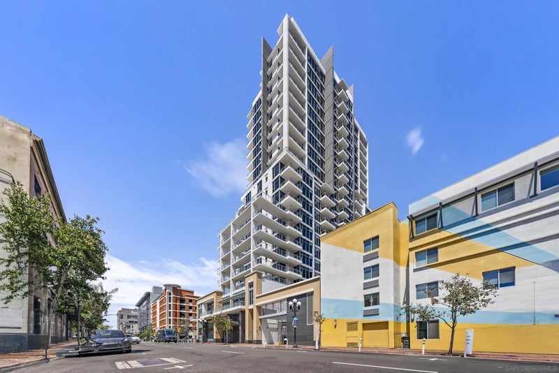 575 6th Ave 1004