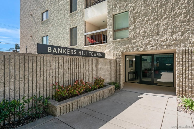 3570 First Ave 19