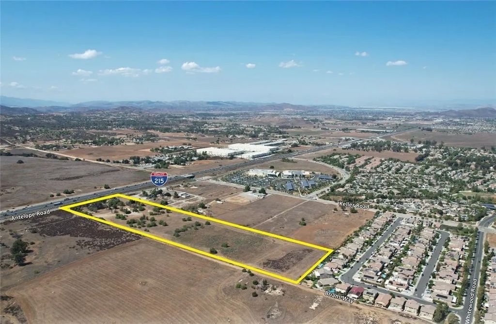 Photo of 34520 Antelope Road, Murrieta, CA 92563 (MLS # IV25219768)
