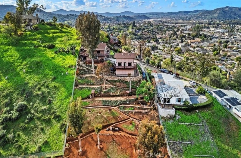 12886 Castle Court