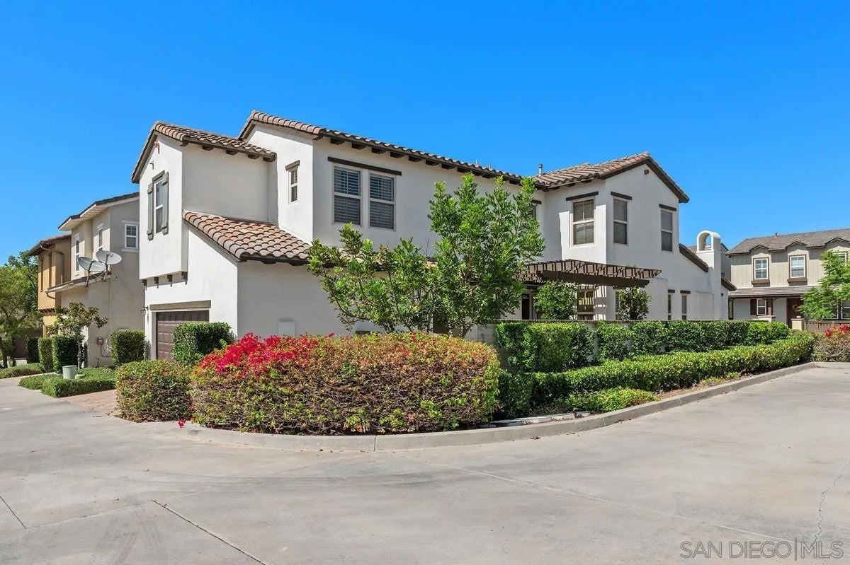 6096 Roselle Meadows Trl