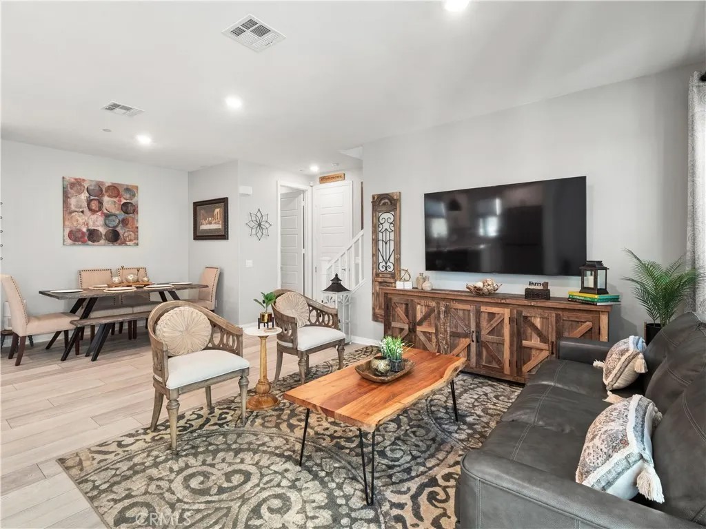 27478 Boulderview