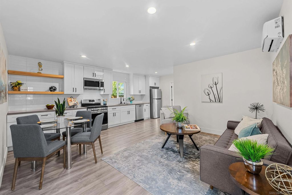 Photo of 4620 Greene St, San Diego, CA 92107 (MLS # 260007496)