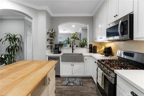Photo of 1367 Caminito Capistrano, Chula Vista, CA 91913 (MLS # PW26085198)