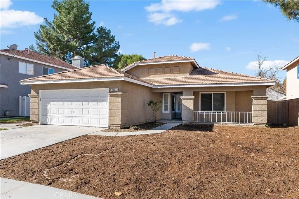 Photo of 43117 Bloomingpark St, Lancaster, CA 93536 (MLS # SR25267410)