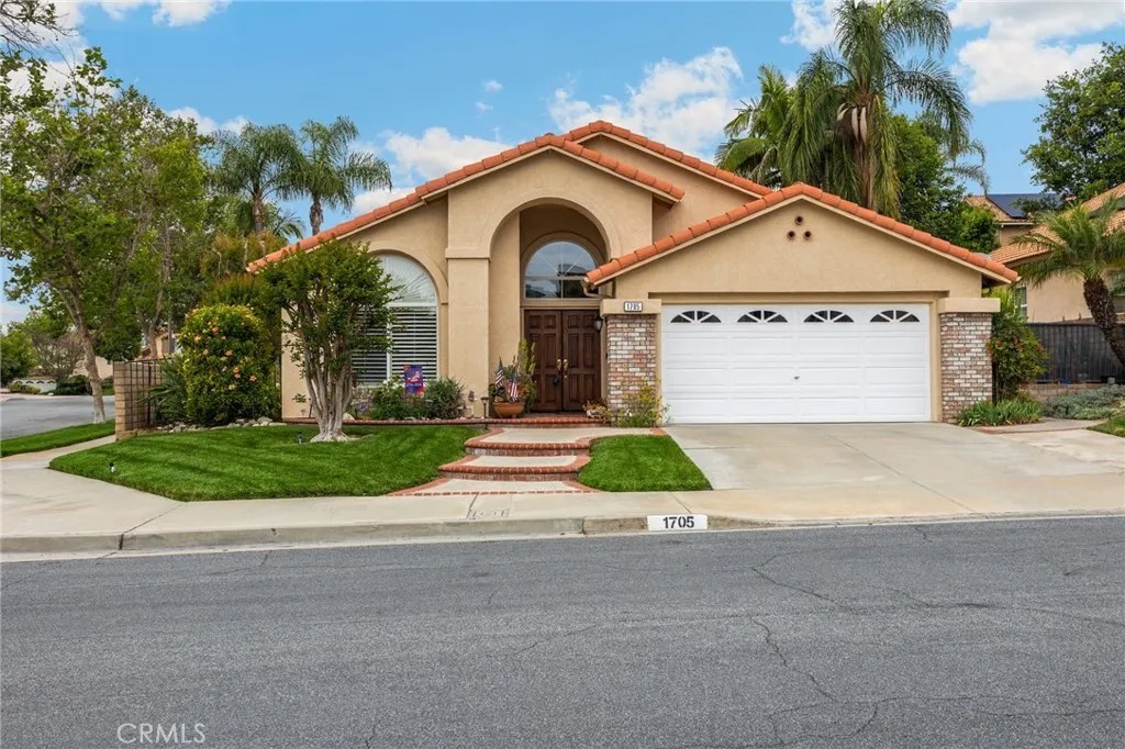 1705 Shelly Court
