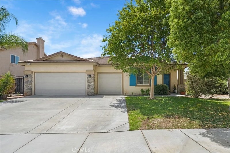 27753 Bluff Vista