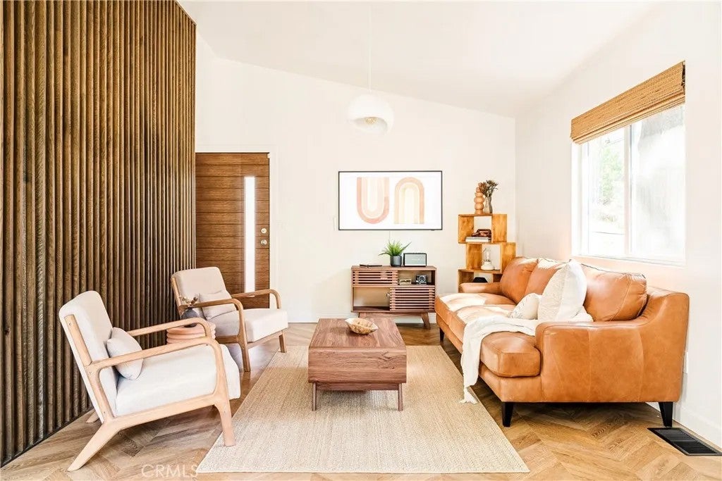 26287 Lake Forest