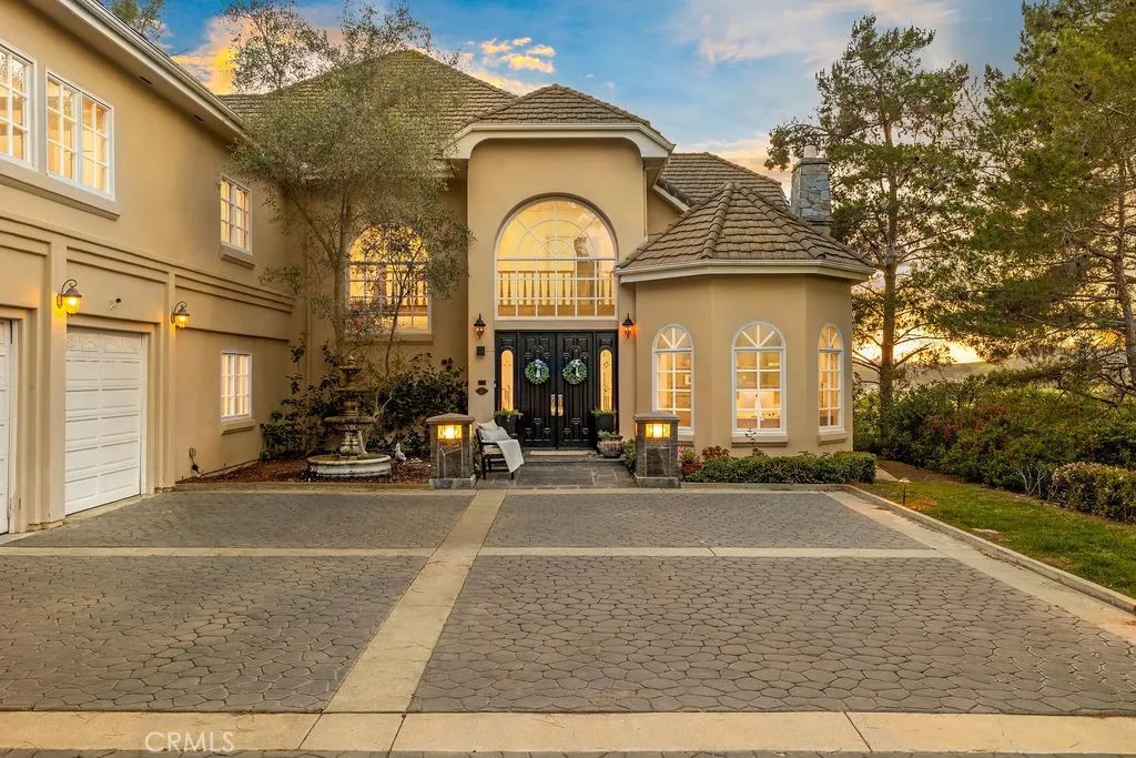 27971 Golden Ridge