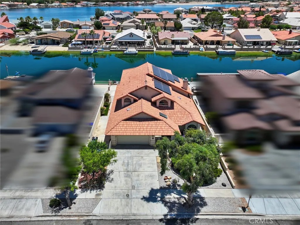 27573 Silver Lakes