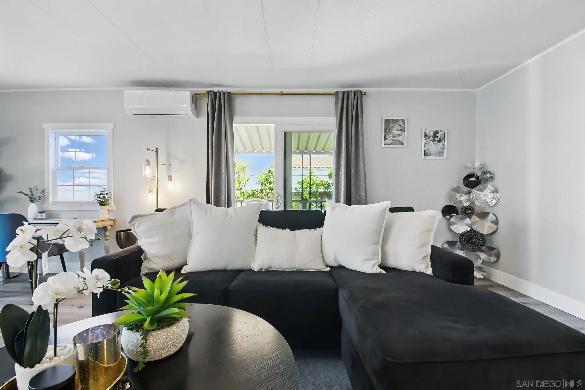 525 W El Norte Pkwy 126