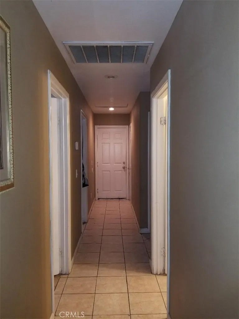 6342 Stobbs Way