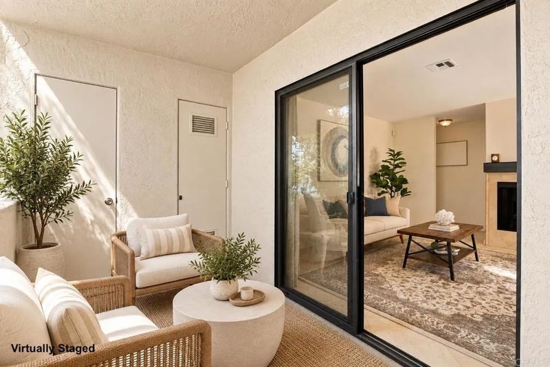 10329 Azuaga Street 257