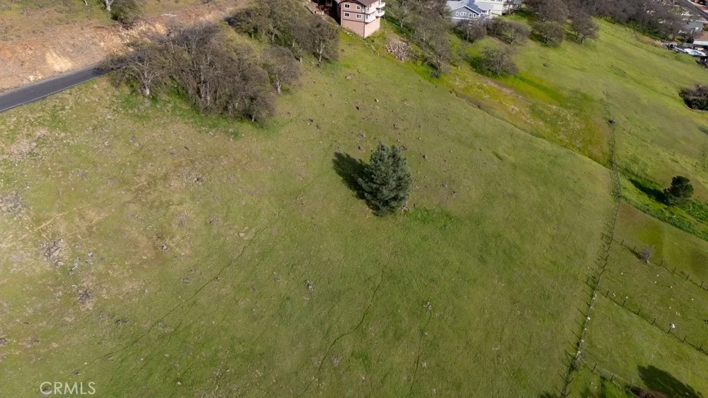 18619 Lakeridge