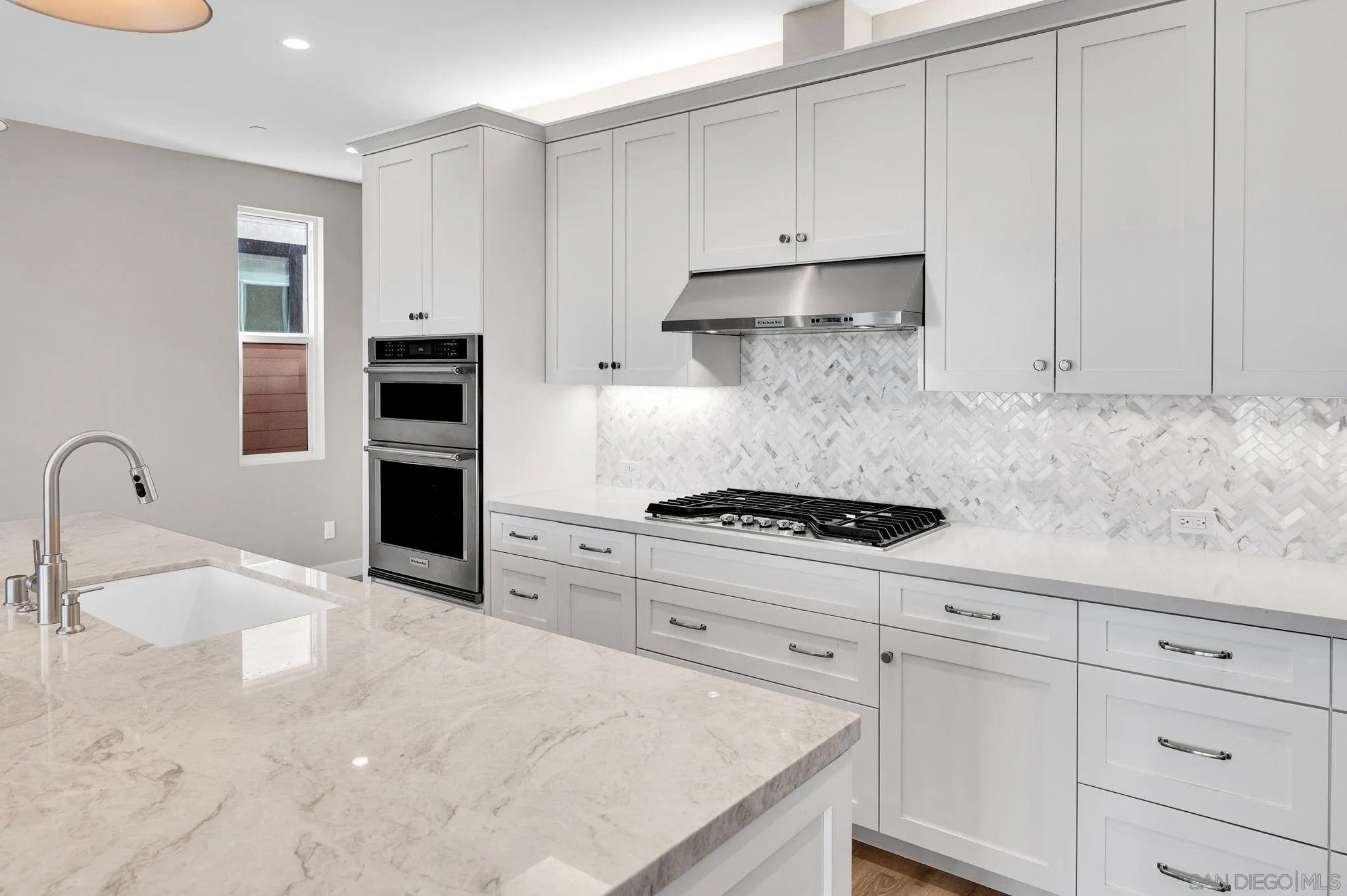 2942 Copley