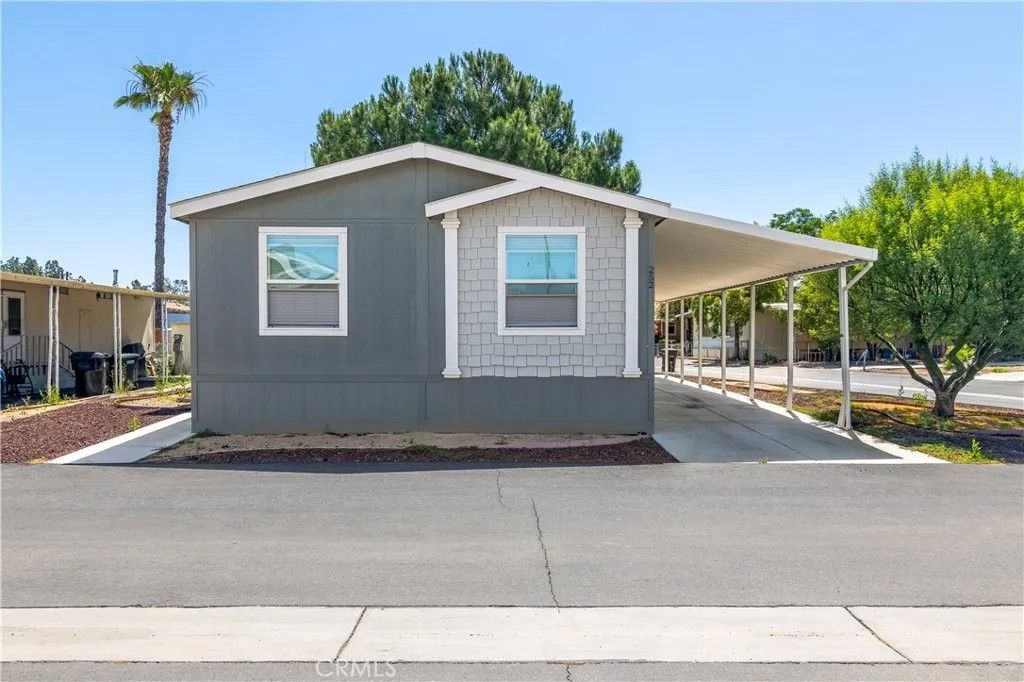 Photo of 4400 W Florida Ave #252, Hemet, CA 92545 (MLS # SW25273512)