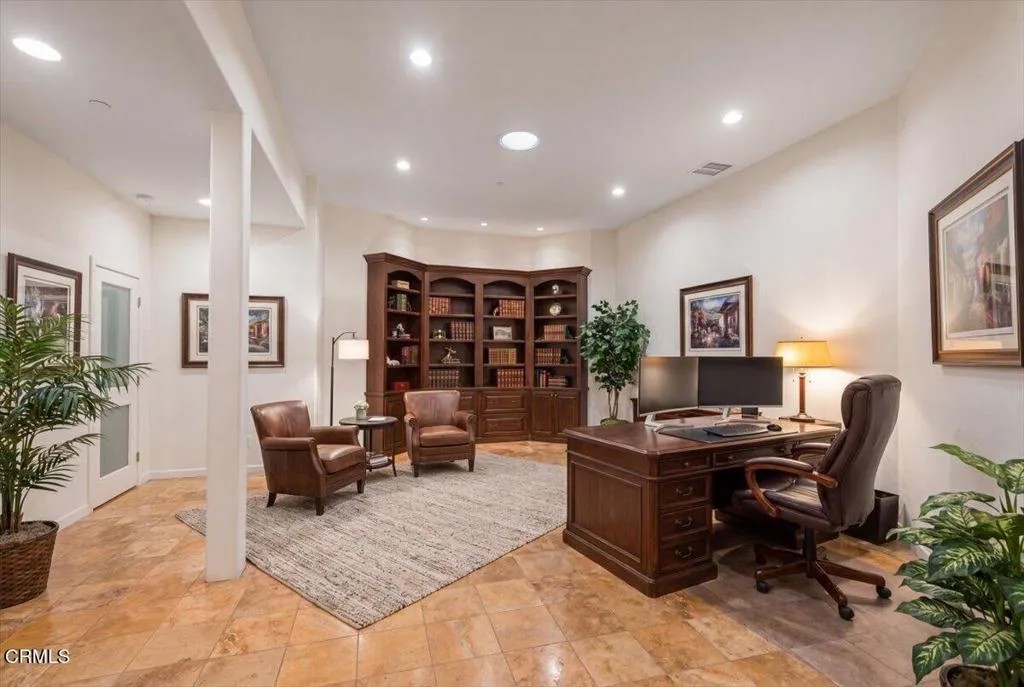 579 Glade Drive