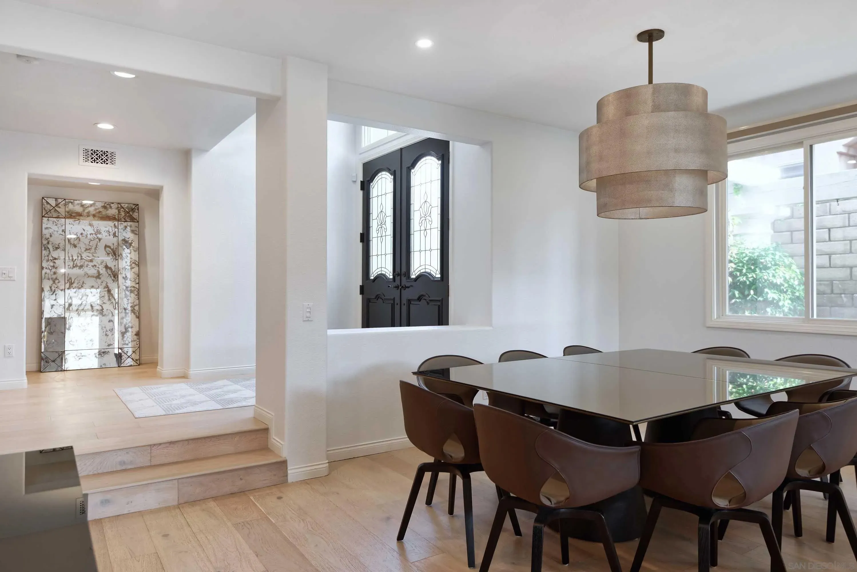 La Jolla, California 92037, United States, 3 Bedrooms Bedrooms, ,3 BathroomsBathrooms,Residential,Active,241036