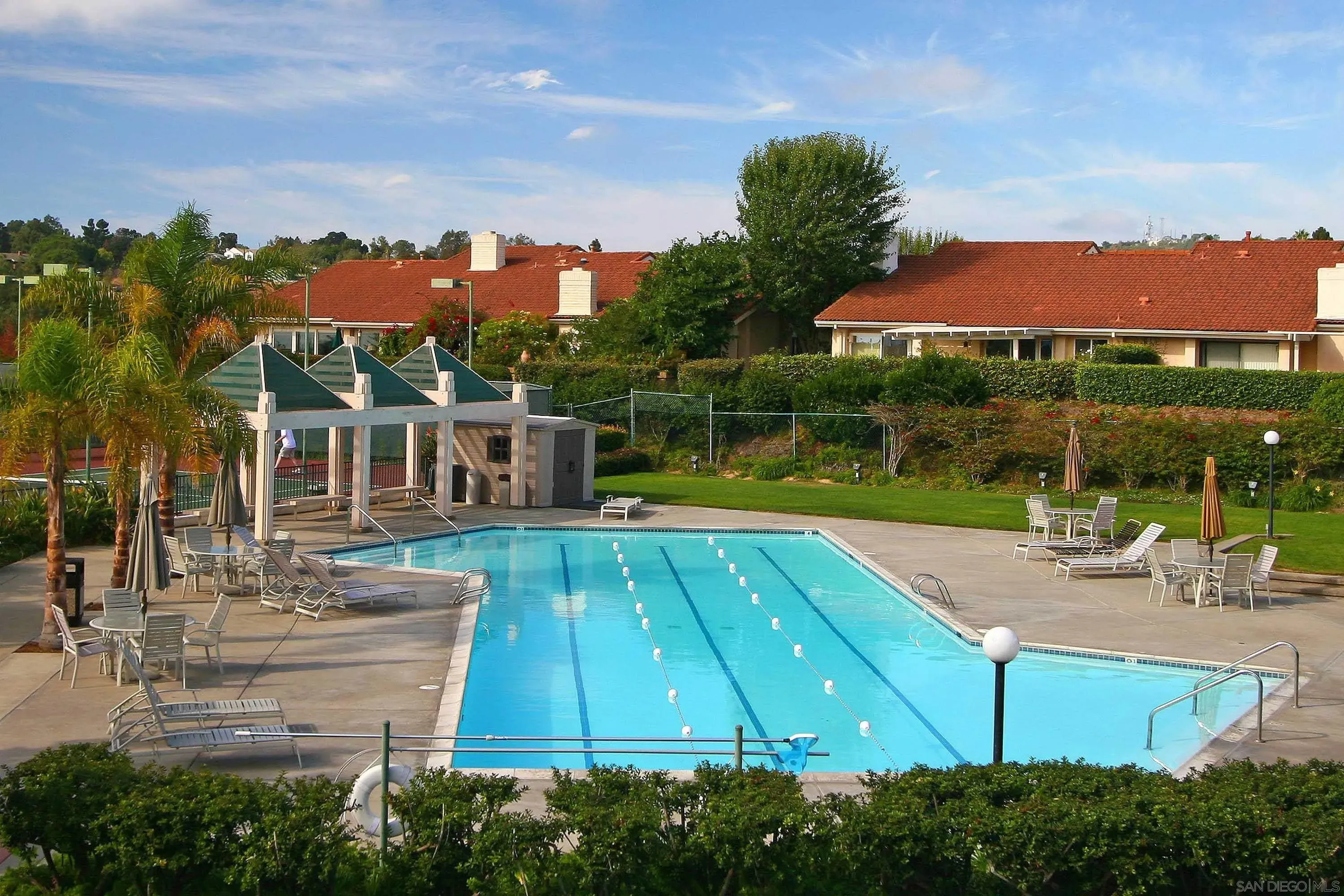 La Jolla, California 92037, United States, 3 Bedrooms Bedrooms, ,3 BathroomsBathrooms,Residential,Active,241036