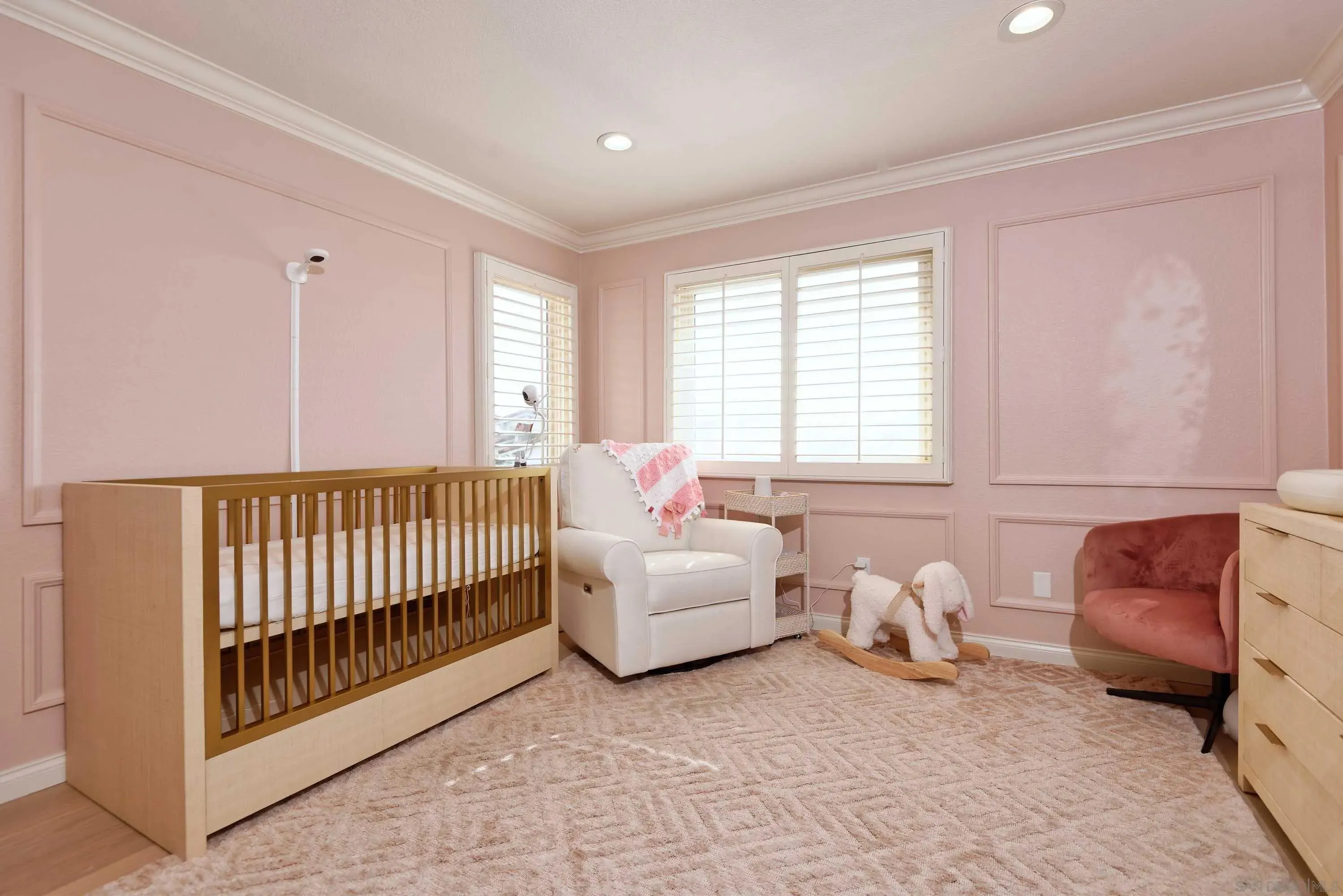 La Jolla, California 92037, United States, 3 Bedrooms Bedrooms, ,3 BathroomsBathrooms,Residential,Active,241036