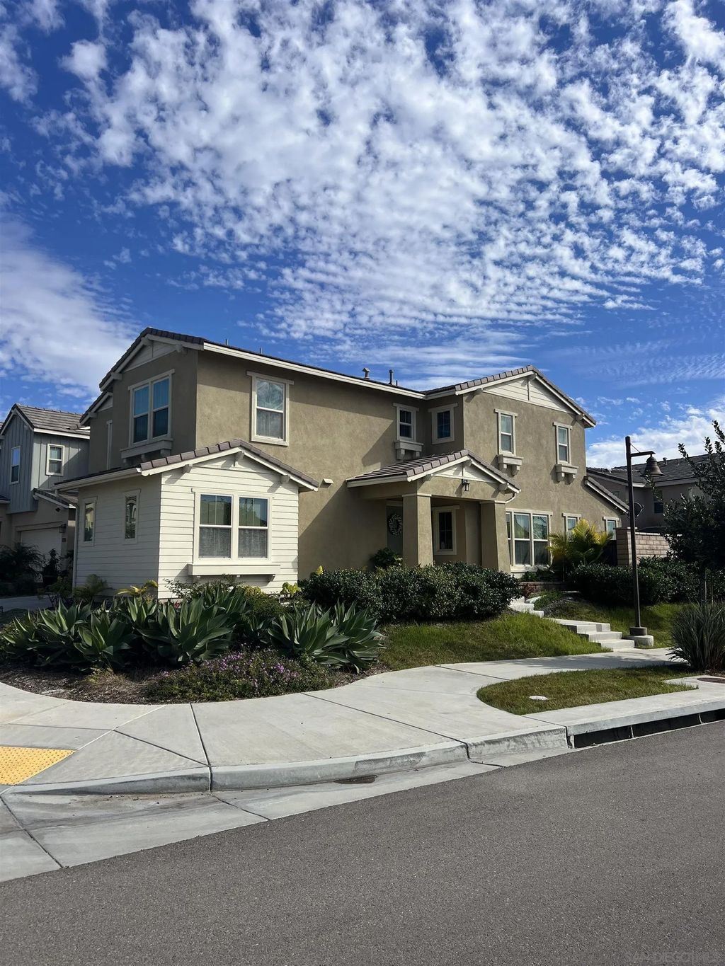 Photo of 1124 Camino Levante, Chula Vista, CA 91913 (MLS # 260002338)