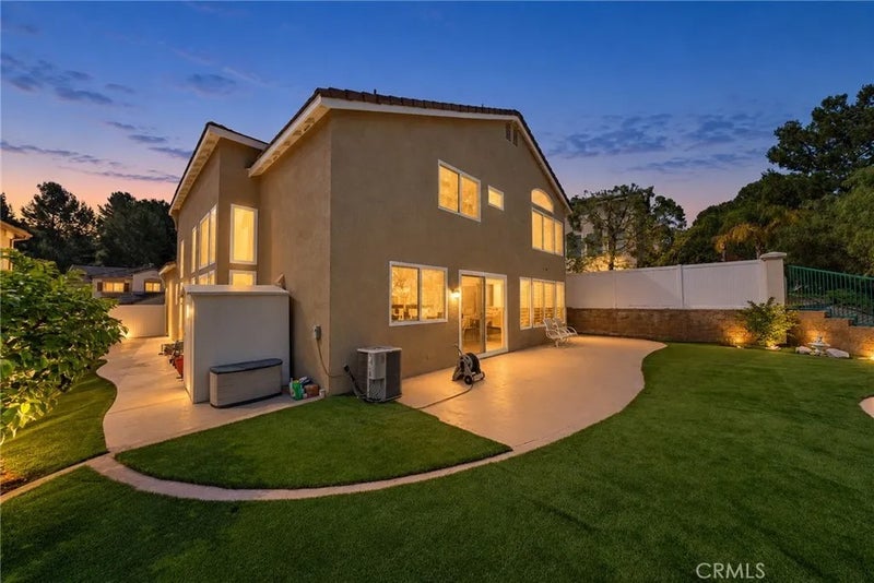 8765 E Banner Ridge