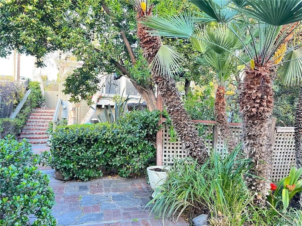 Photo of 1742 Catalina #A, Laguna Beach, CA 92651 (MLS # LG26003021)