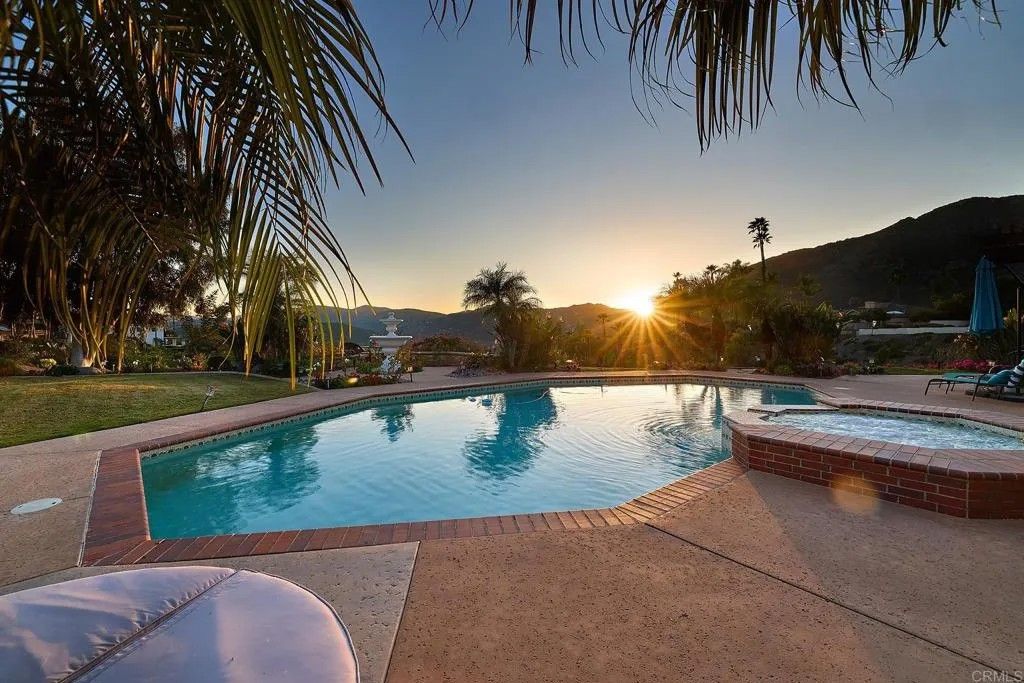 Photo of 3609 Monte Real, Escondido, CA 92029 (MLS # NDP2601339)