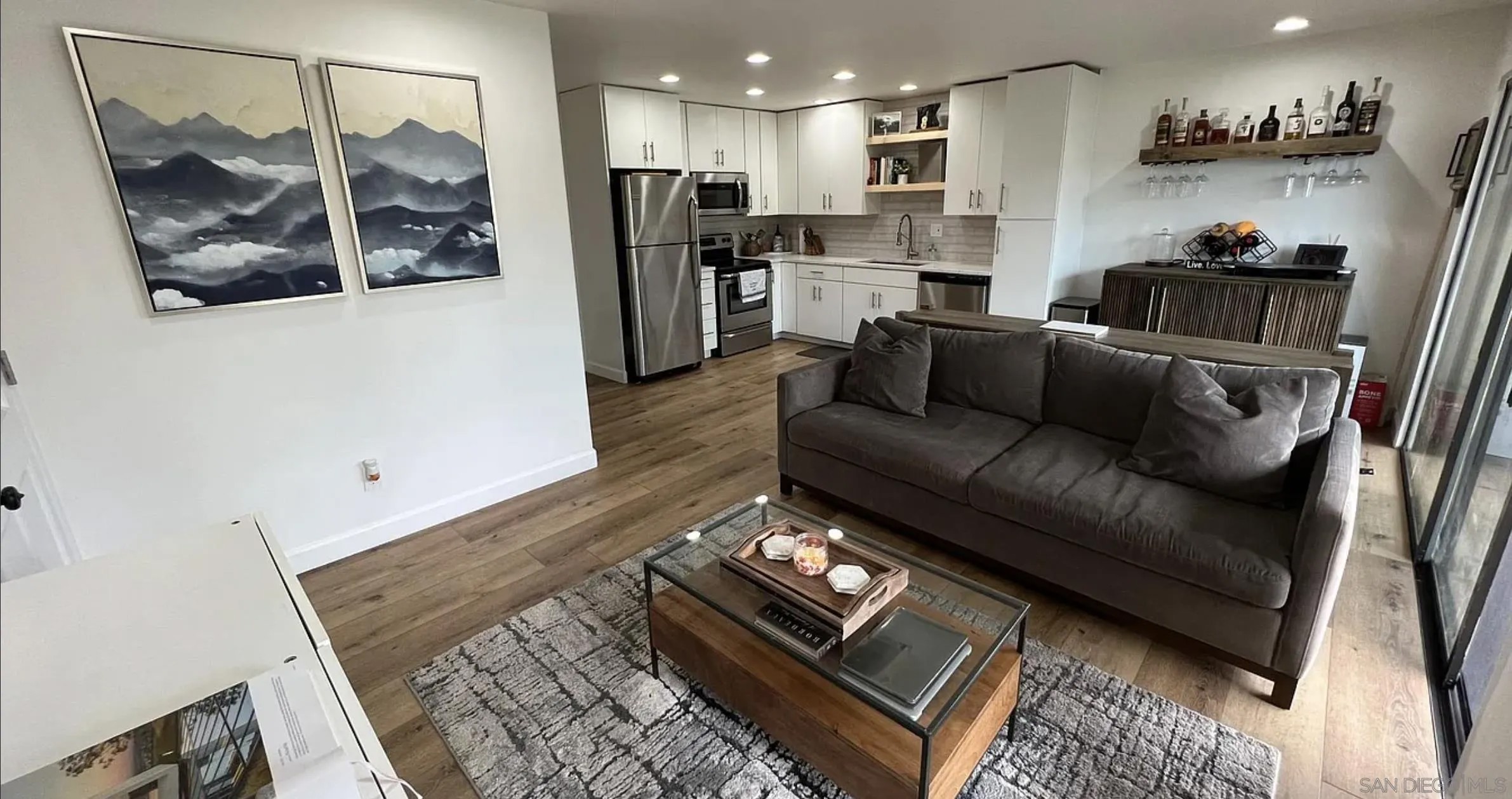 1092 Fresno St 4
