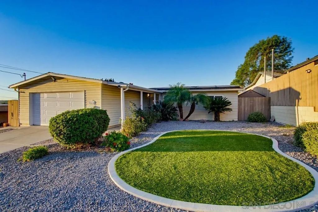 Photo of 11038 Larkridge St, Santee, CA 92071 (MLS # 260004722)