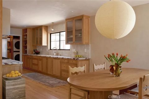 Tiny photo for 4367 Rising Hill, Altadena, CA 91001 (MLS # WS25251711)