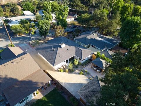 Tiny photo for 4367 Rising Hill, Altadena, CA 91001 (MLS # WS25251711)