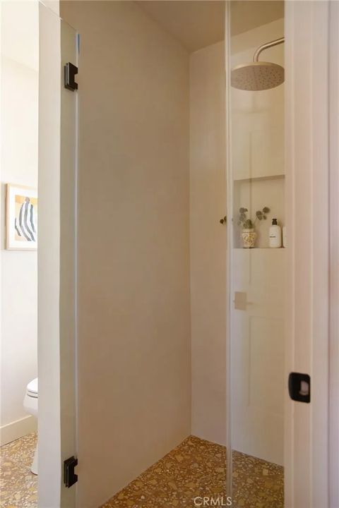 Tiny photo for 4367 Rising Hill, Altadena, CA 91001 (MLS # WS25251711)