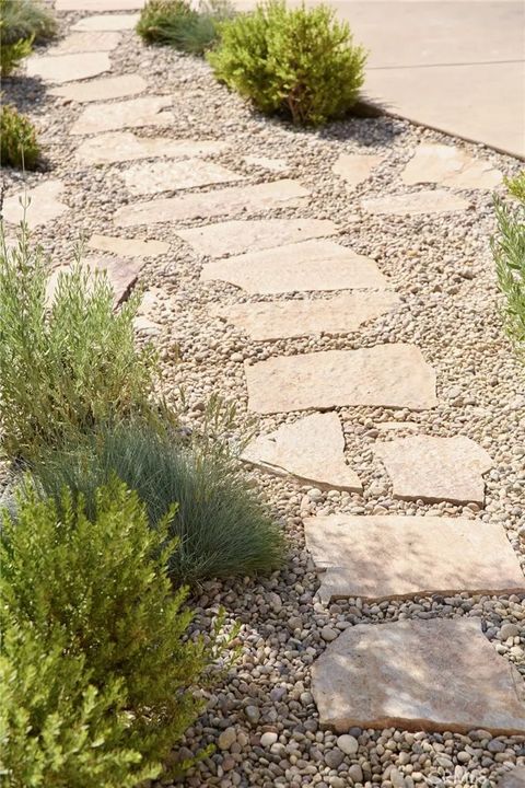 Tiny photo for 4367 Rising Hill, Altadena, CA 91001 (MLS # WS25251711)