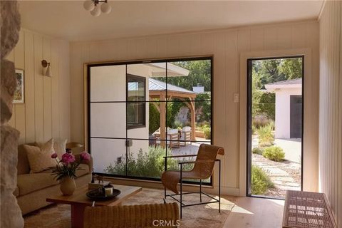 Tiny photo for 4367 Rising Hill, Altadena, CA 91001 (MLS # WS25251711)