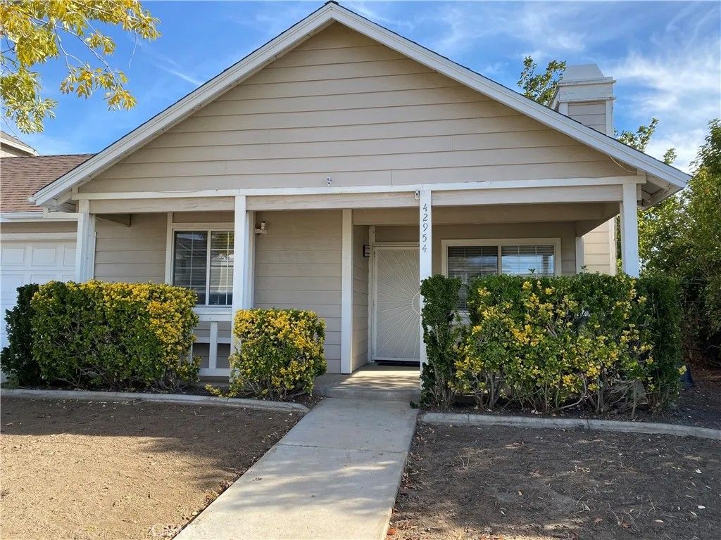 Photo of 42954 Lemonwood Drive, Lancaster, CA 93536 (MLS # IG25267790)