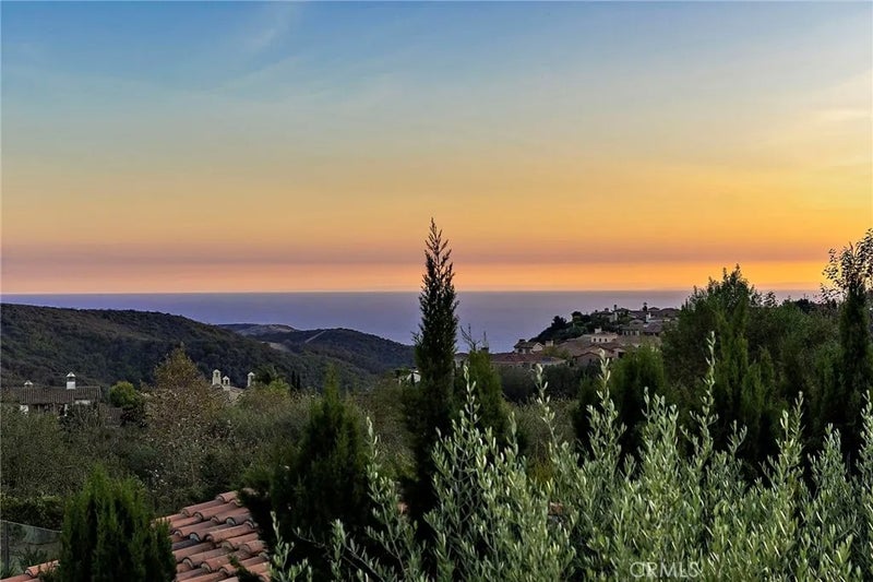 6 Canyon Peak