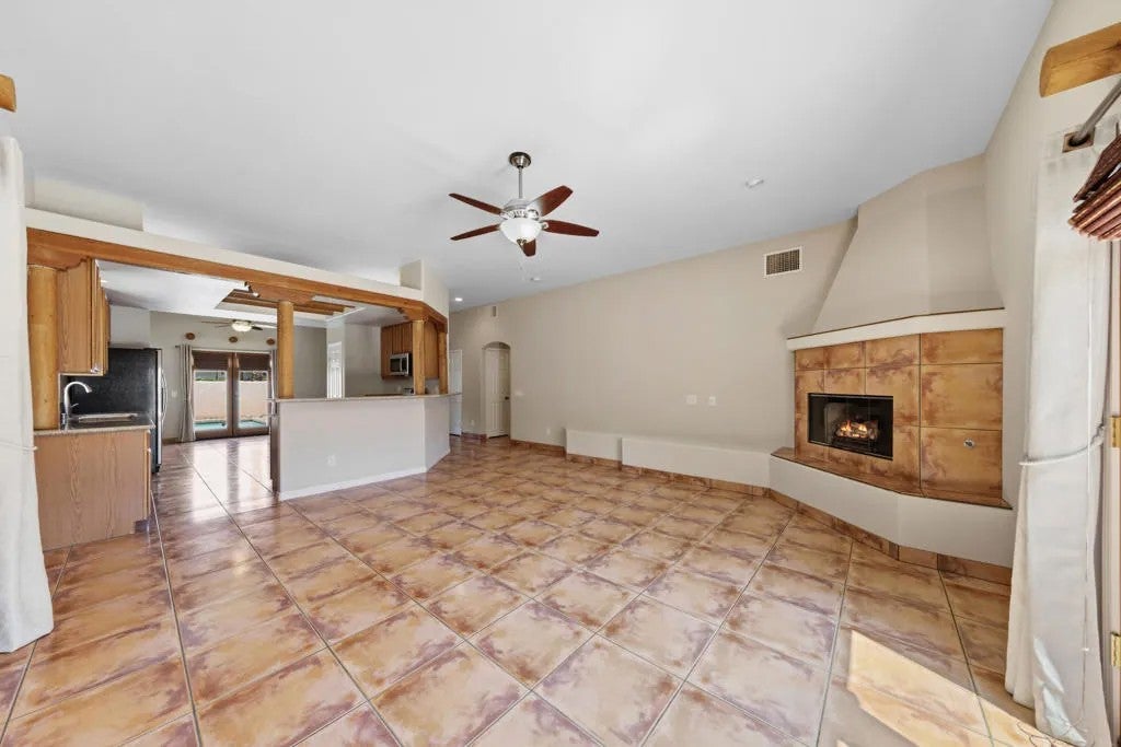 54220 Avenida Carranza