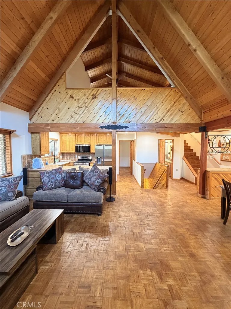2208 Bernina Dr