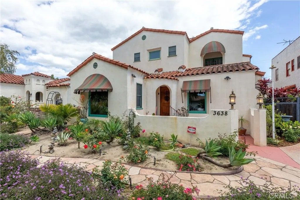 Photo of 3638 Lewis Ave, Long Beach, CA 90807 (MLS # PW26083594)