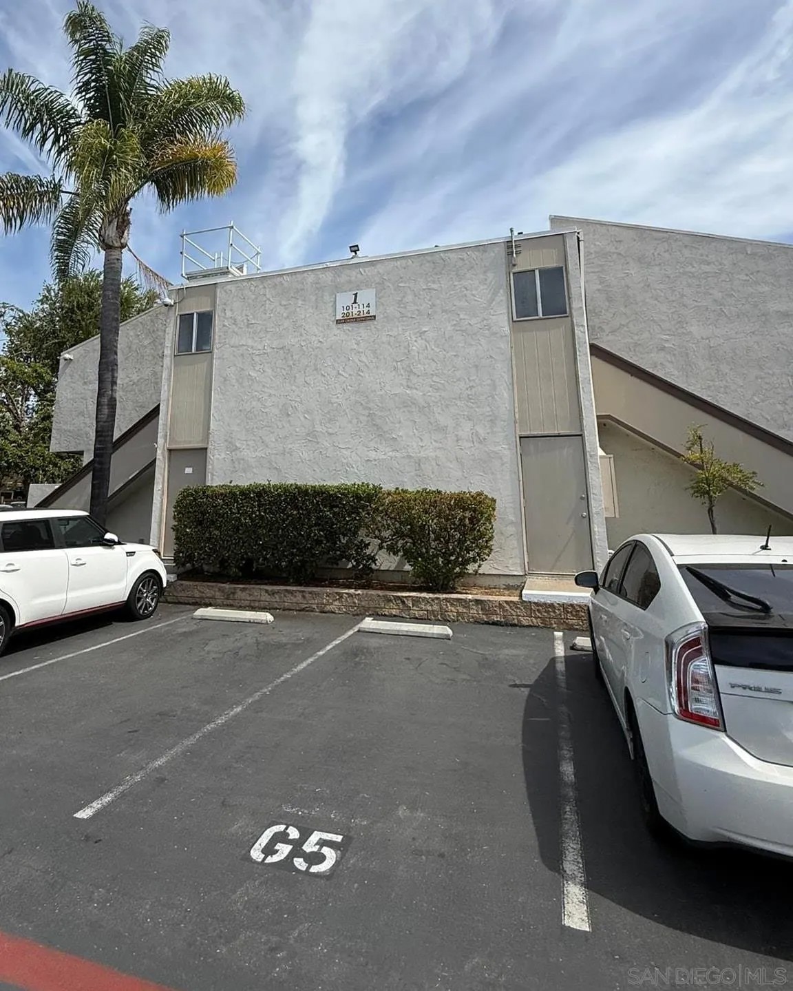 3549 Castle Glen 113