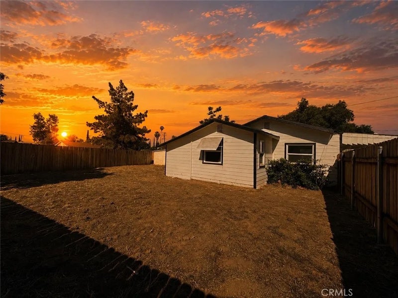 34335 County Line