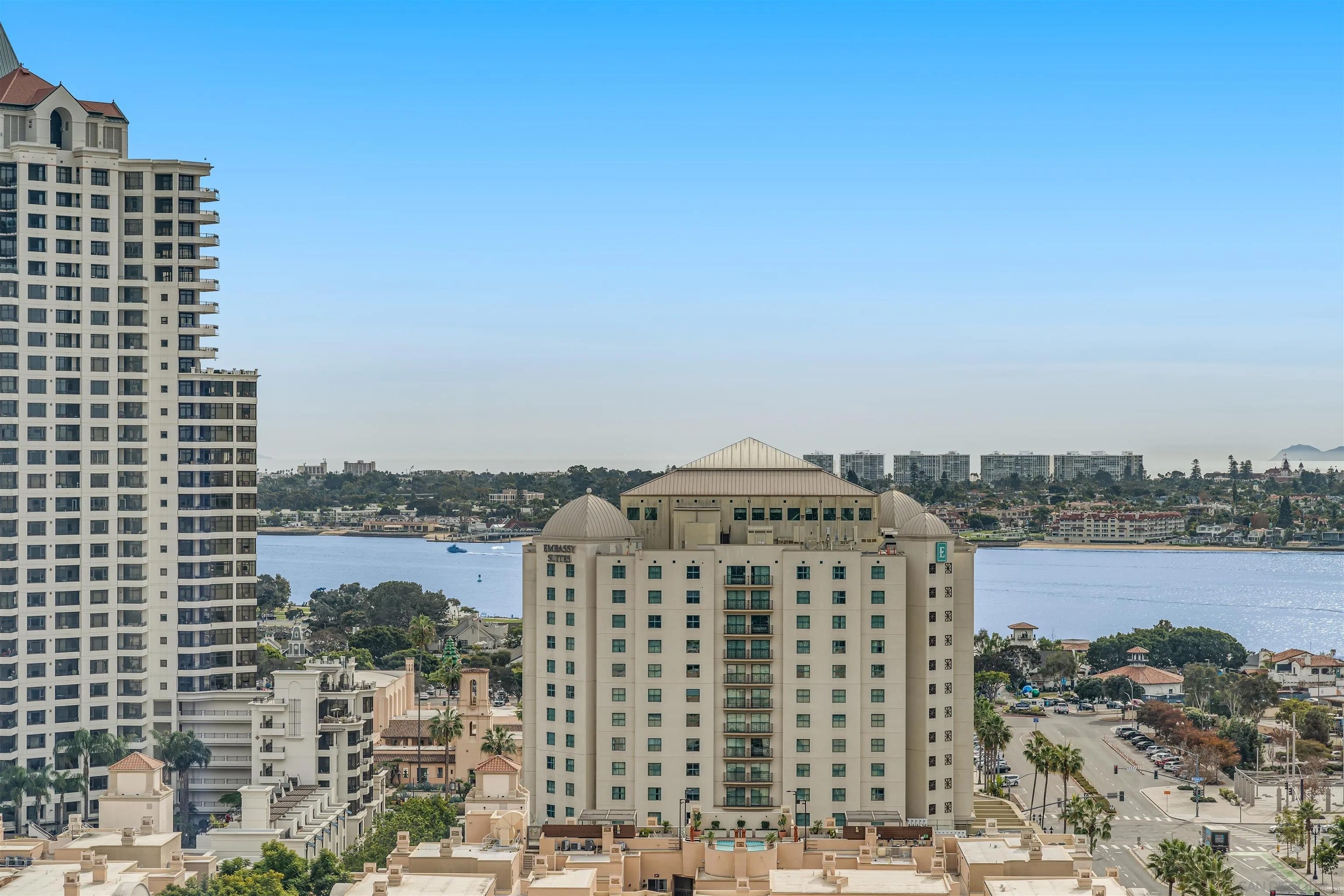 888 W E Street 1604