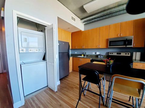 Tiny photo for 1080 Park Blvd #1612, San Diego, CA 92101 (MLS # 250033132)