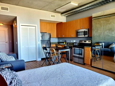 Tiny photo for 1080 Park Blvd #1612, San Diego, CA 92101 (MLS # 250033132)