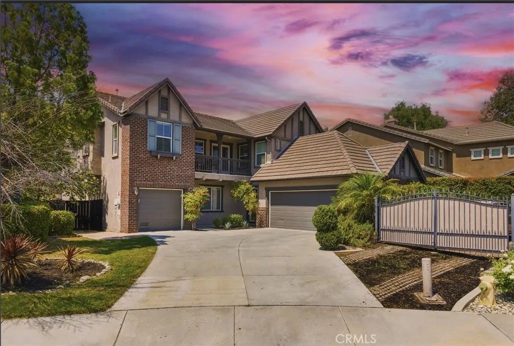 Photo of 27123 Coral Bells Way, Murrieta, CA 92562 (MLS # IV25242551)