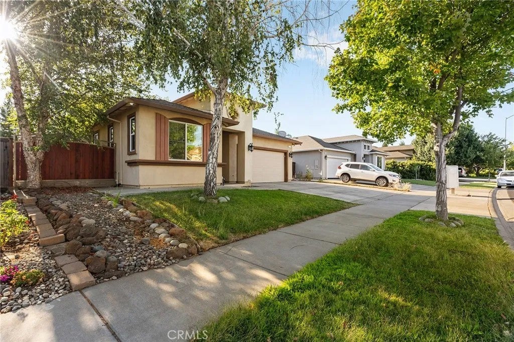 3237 Rogue River Drive