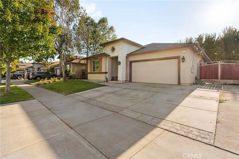 3237 Rogue River Drive